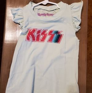Kiss girls t shirt